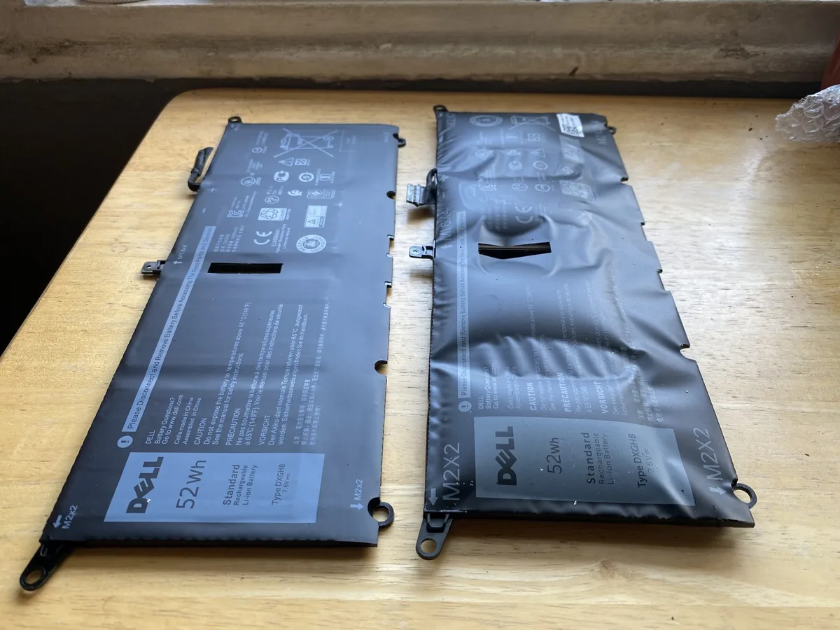 gaming laptop battery swelling