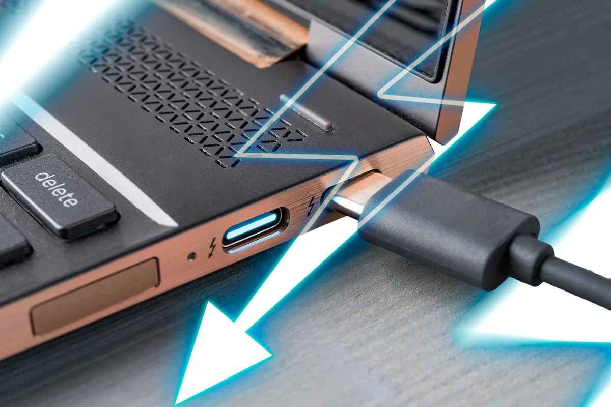 My Laptop Dies Instantly When Unplugging Charger? Here's Why 4 laptop charging port debris