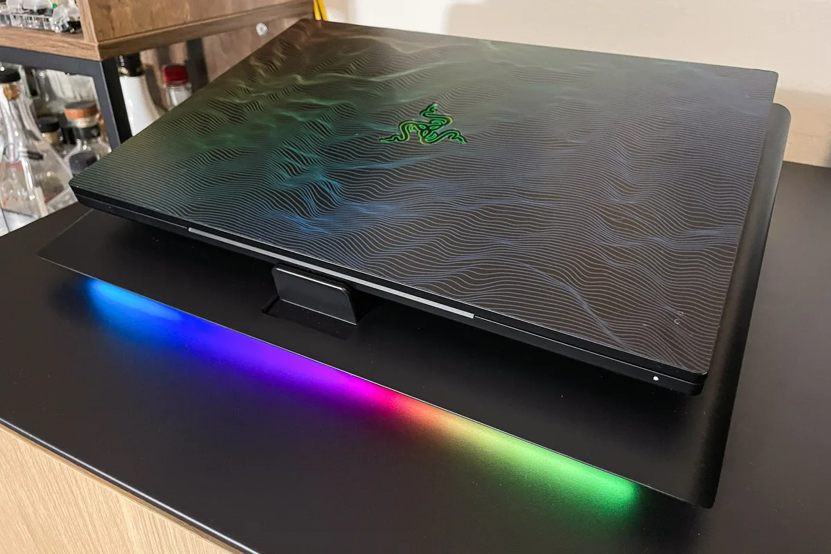 Should Cooling Pad Fans Blow Into or Pull Air Out of Laptop? 7 Should Cooling Pad Fans Blow Into or Pull Air Out of Laptop?