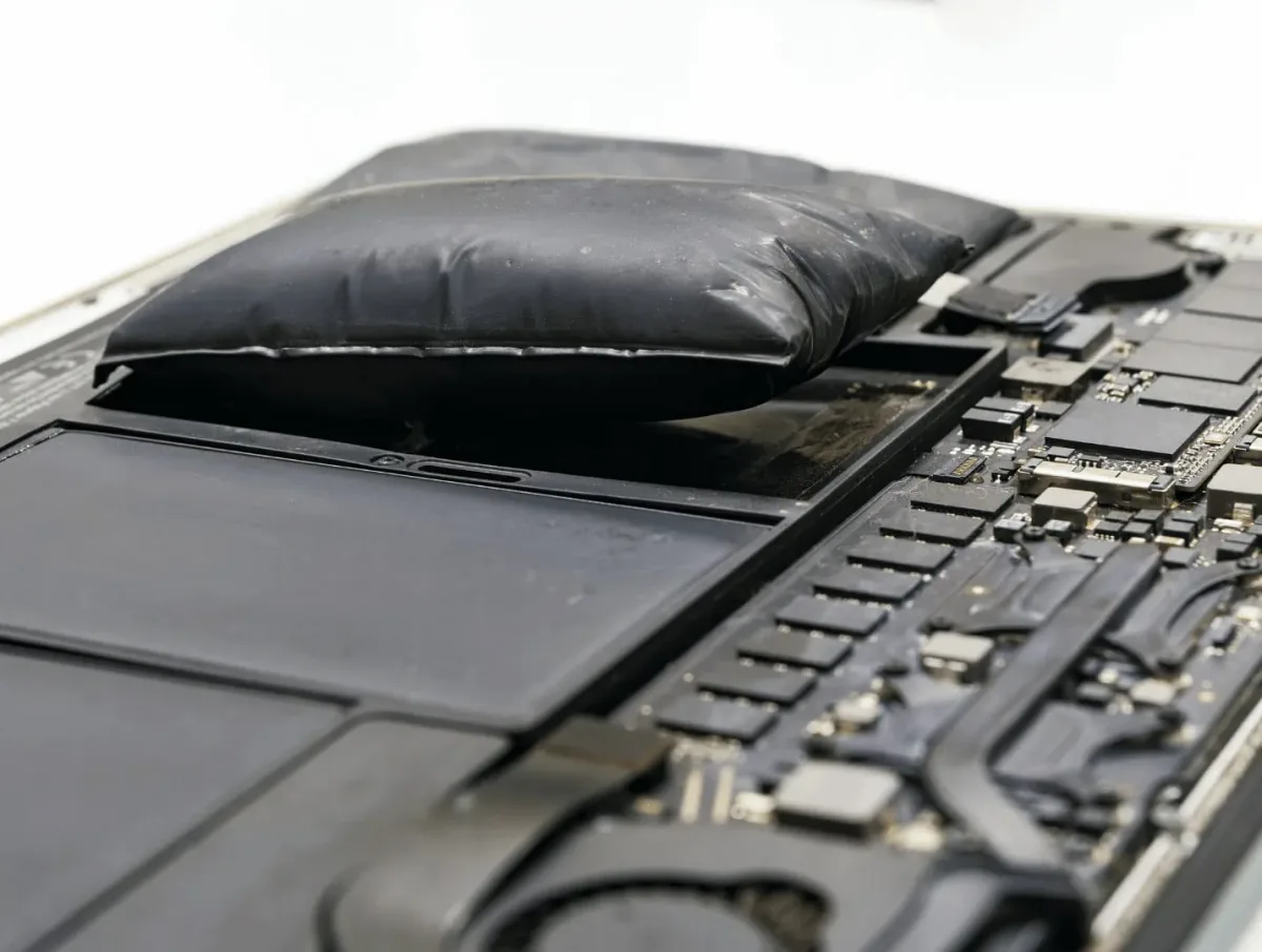 swollen laptop battery