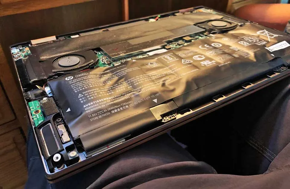 My Laptop Dies Instantly When Unplugging Charger? Here's Why 5 swollen laptop lithium-ion battery