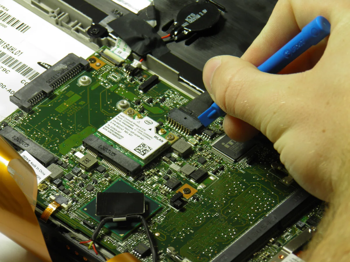 How to Replace Dell XPS 13 & 15 Battery: Step-by-Step Guide 4 XPS battery replacement tool kit